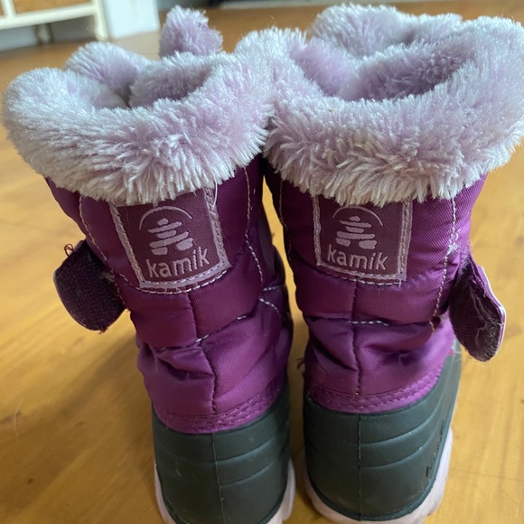 Size 9 Kamik Boots - Picture 4 of 5